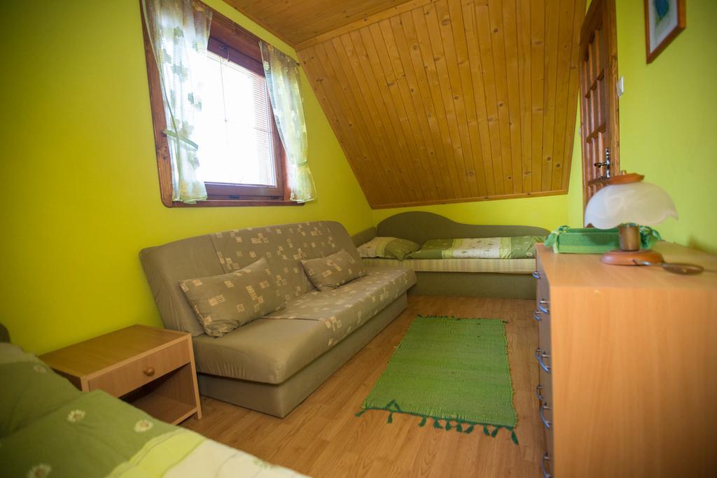 Chata Benusovce Liptovsky Trnovec Bagian luar foto