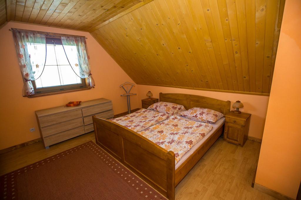 Chata Benusovce Liptovsky Trnovec Bagian luar foto